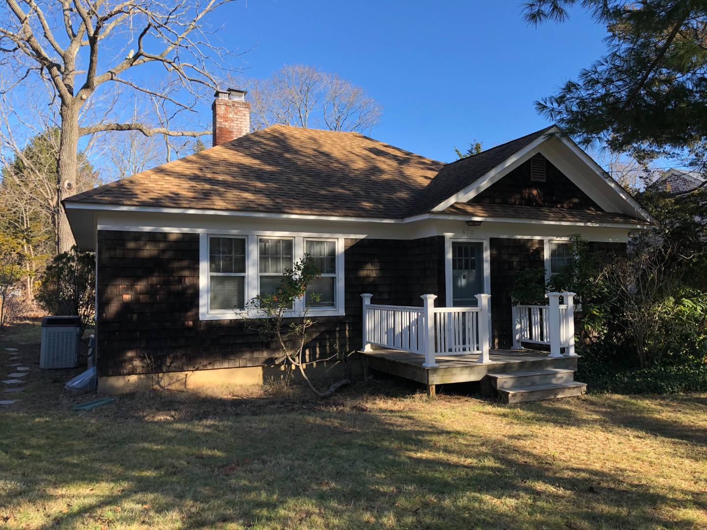 Youngs Avenue, Southold Town & Country Real Estate