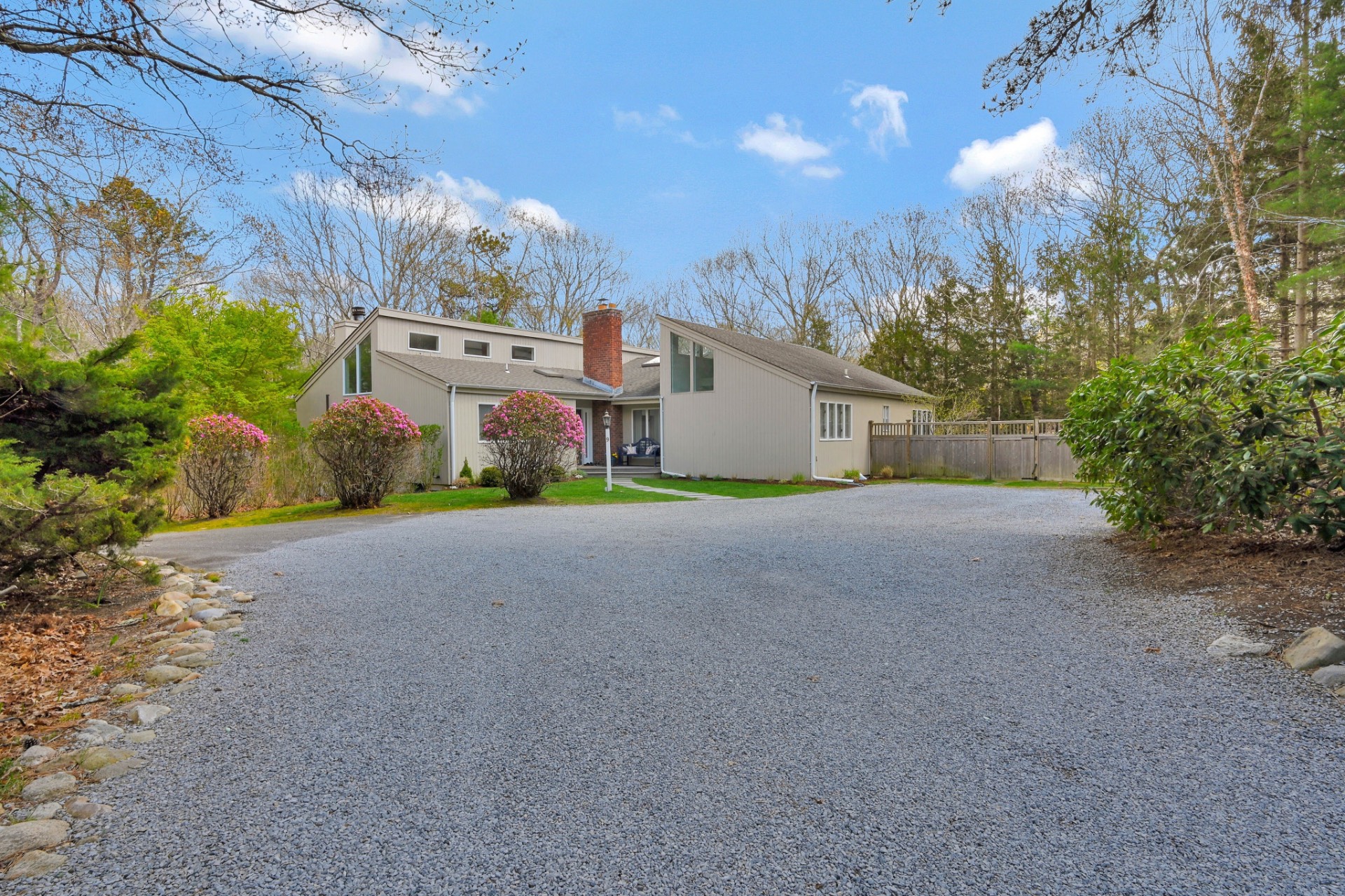 9 Quarty Circle, East Hampton, NY 11937 Town & Country Real Estate