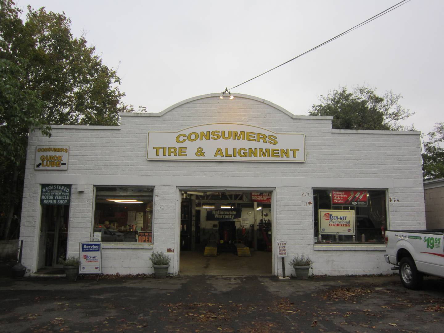 9 RAILROAD AVE, East Hampton, NY 11937 Town & Country Real Estate