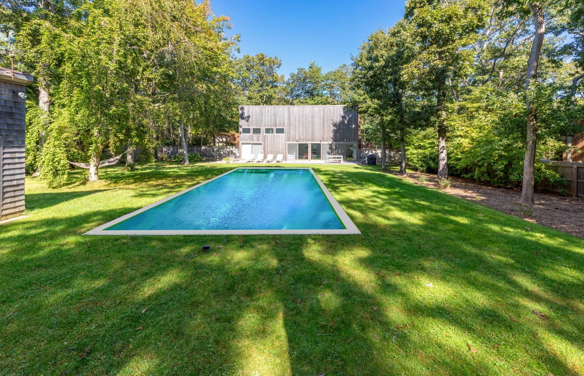 34 Runnymede Dr, East Hampton, NY 11937