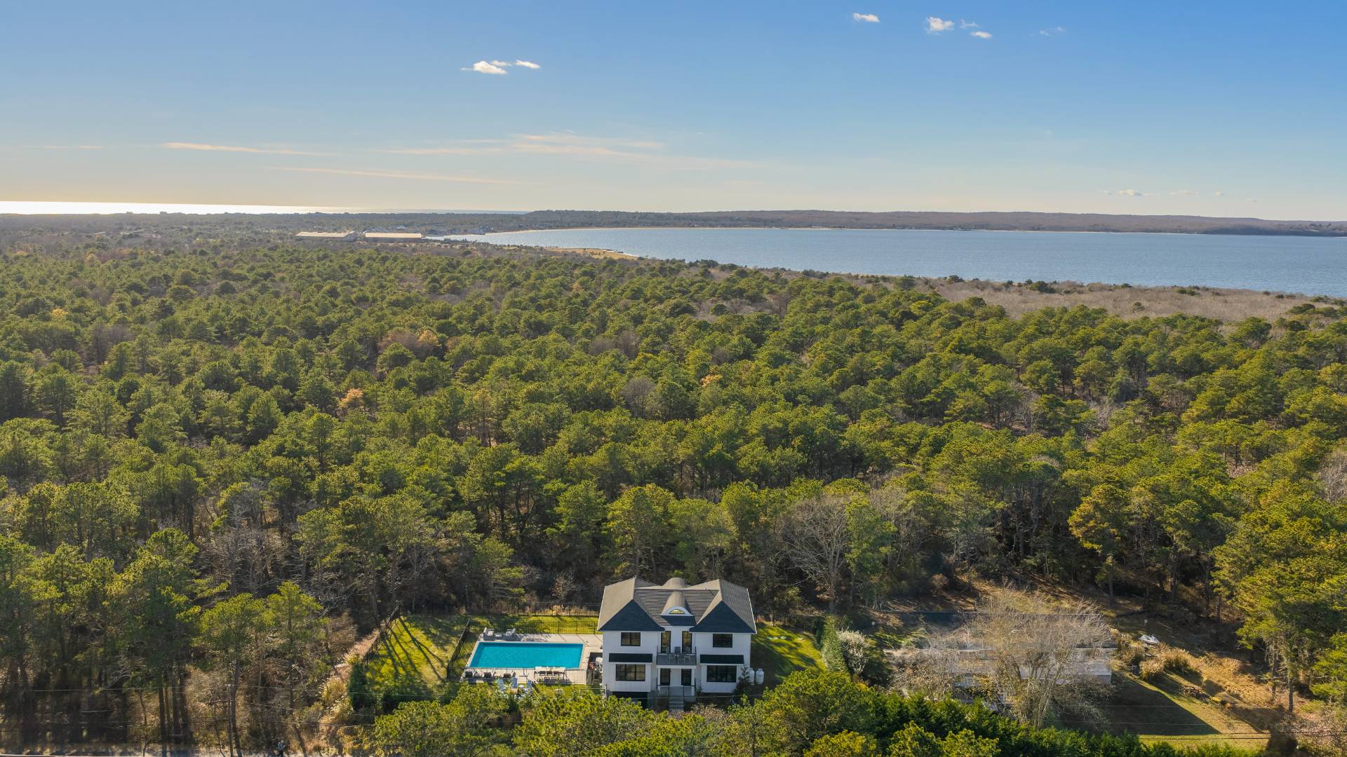 55 Bay View Ave