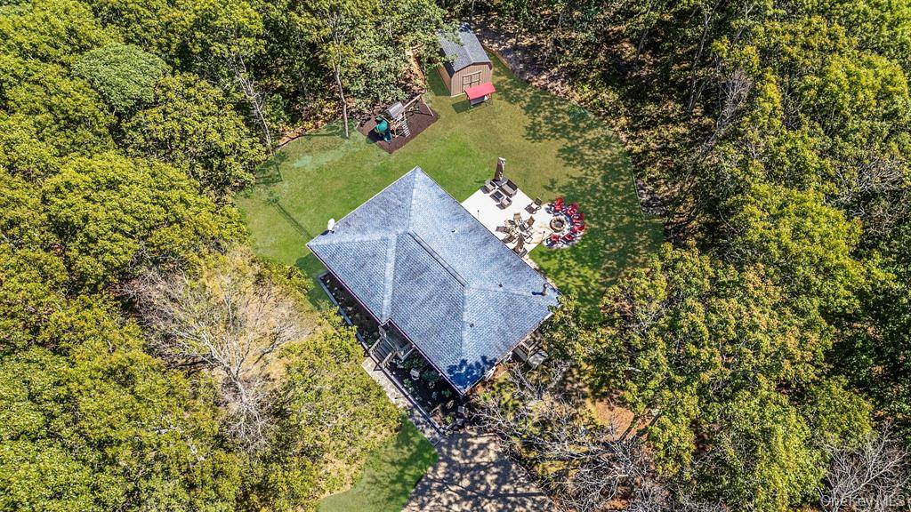 Hampton Bays, New York, 11946, United States, 5 Bedrooms Bedrooms, ,2.5 BathroomsBathrooms,Residential,For Sale,1959991