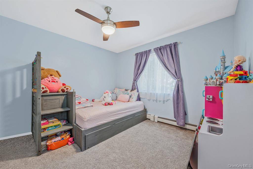 Hampton Bays, New York, 11946, United States, 5 Bedrooms Bedrooms, ,2.5 BathroomsBathrooms,Residential,For Sale,1959991