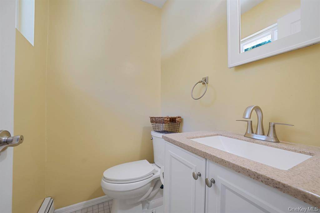 Hampton Bays, New York, 11946, United States, 5 Bedrooms Bedrooms, ,2.5 BathroomsBathrooms,Residential,For Sale,1959991