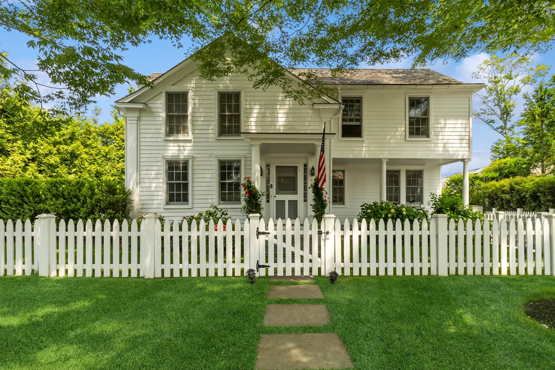 JOHN ST, Sag Harbor
