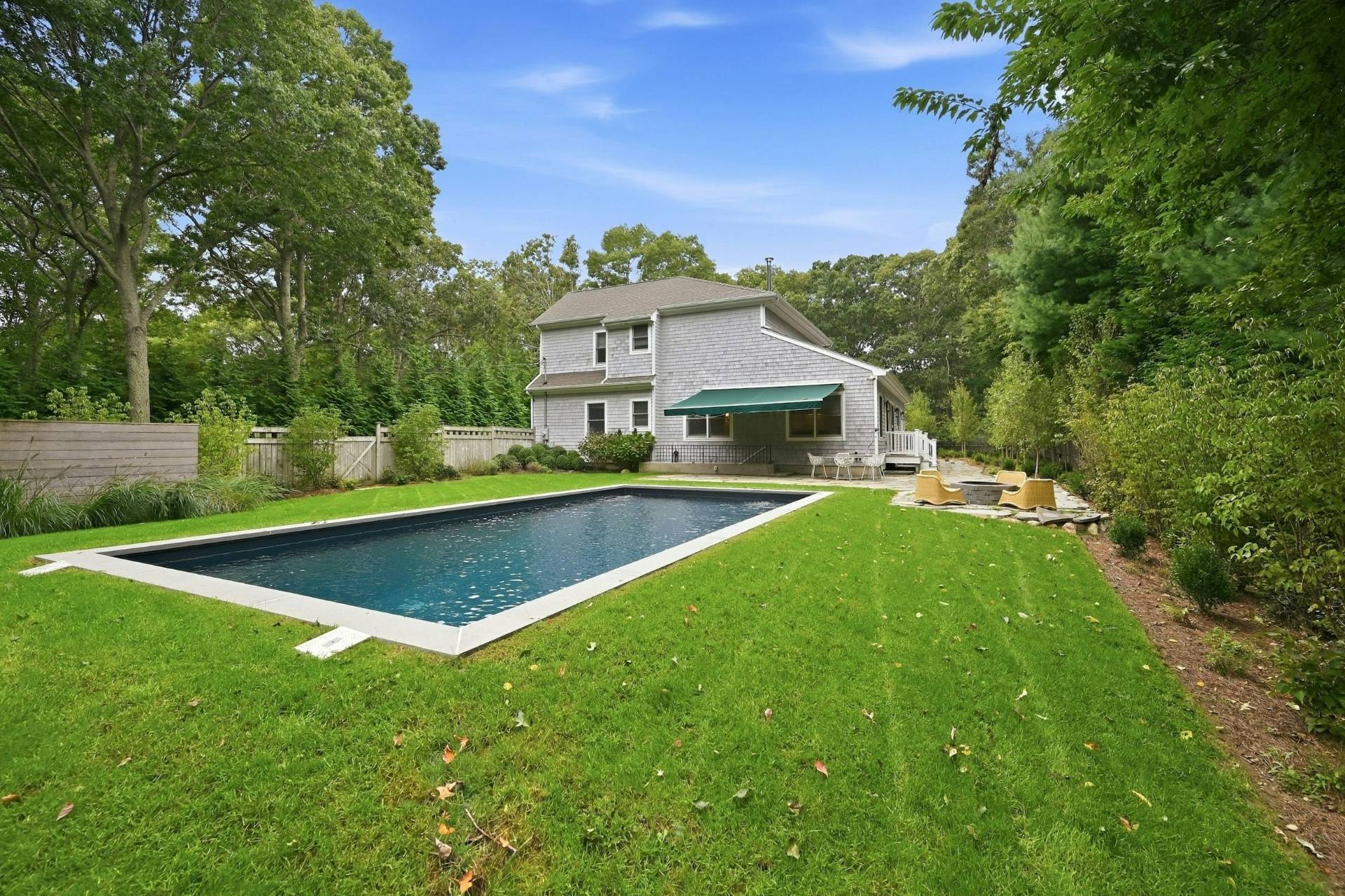 8 Lincoln Ave
